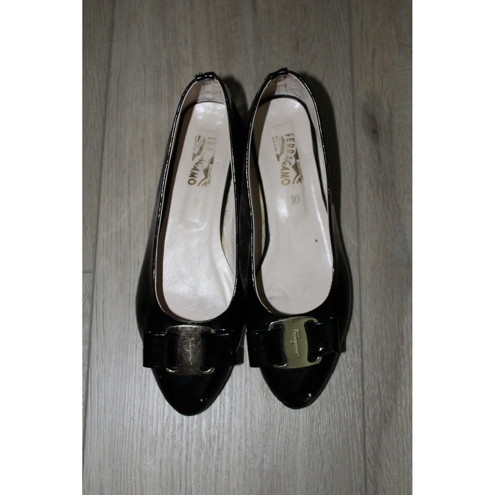 VTG Salvatore Ferragamo Black Patent Leather‎ Vara Bow Ballet Flats Size 10